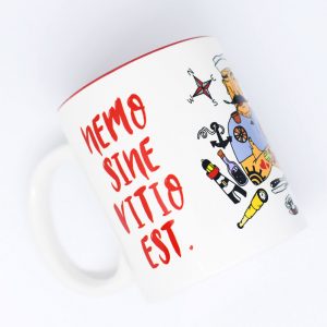 Cup – Nemo sine vitio est